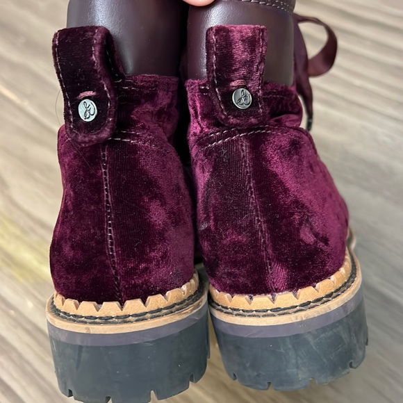 SAM EDELMAN PURPLE VELVET LACE UP BOOTS SIZE 6 - Picture 6 of 16